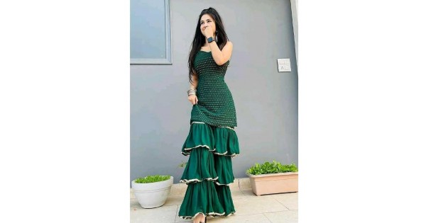 Double layered palazzo suits top